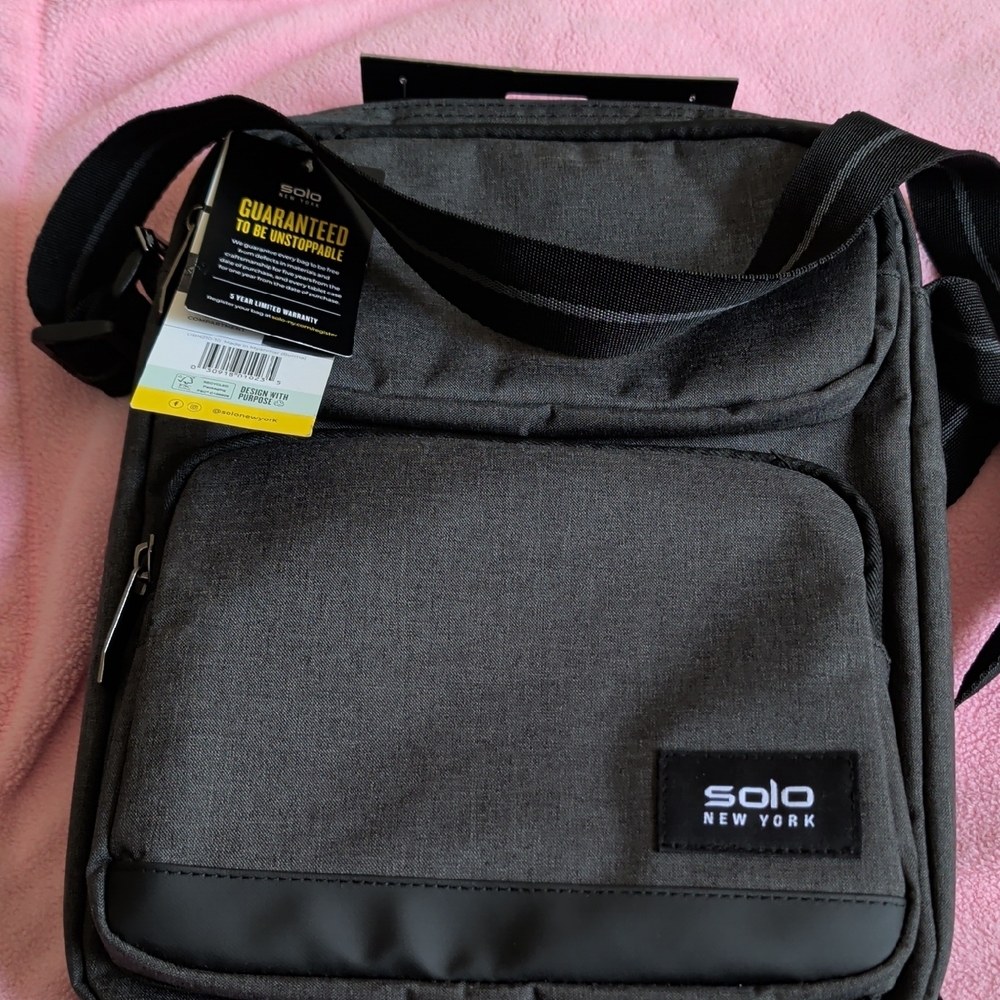 solo New York Men's Messenger Bag - Charcoal